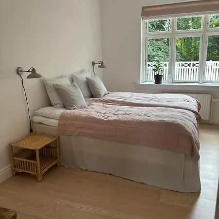 Lund Gamle Skole - Taet Pa Mch Bed and Breakfast *
